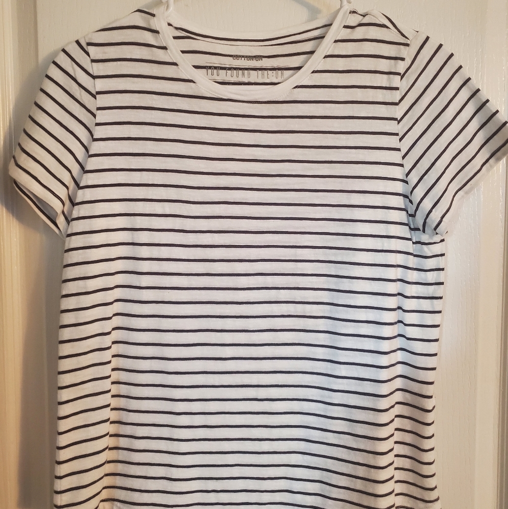 Cotton On white & black striped shirt